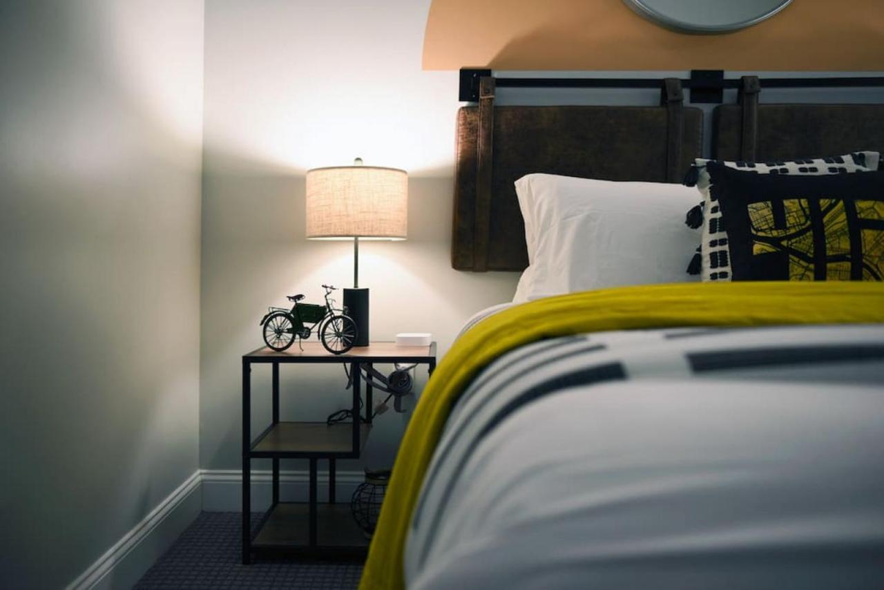 Hostwise - The Washington At Chatham - Free Parking, Fitness Center Apartment *
